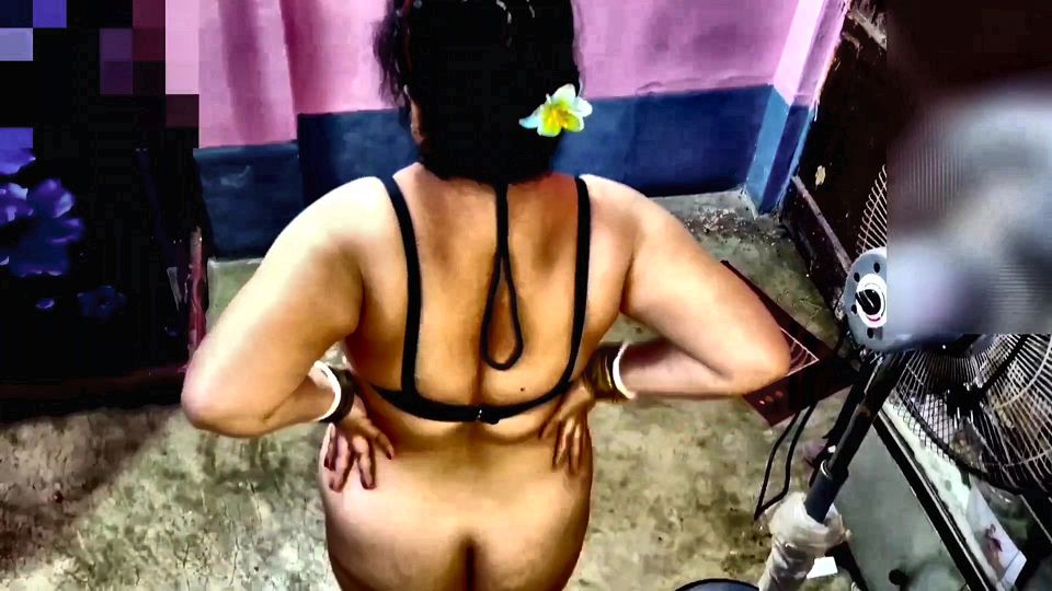 Indian Desi unmarried stepsister enjoy hard sex clear hindi audio