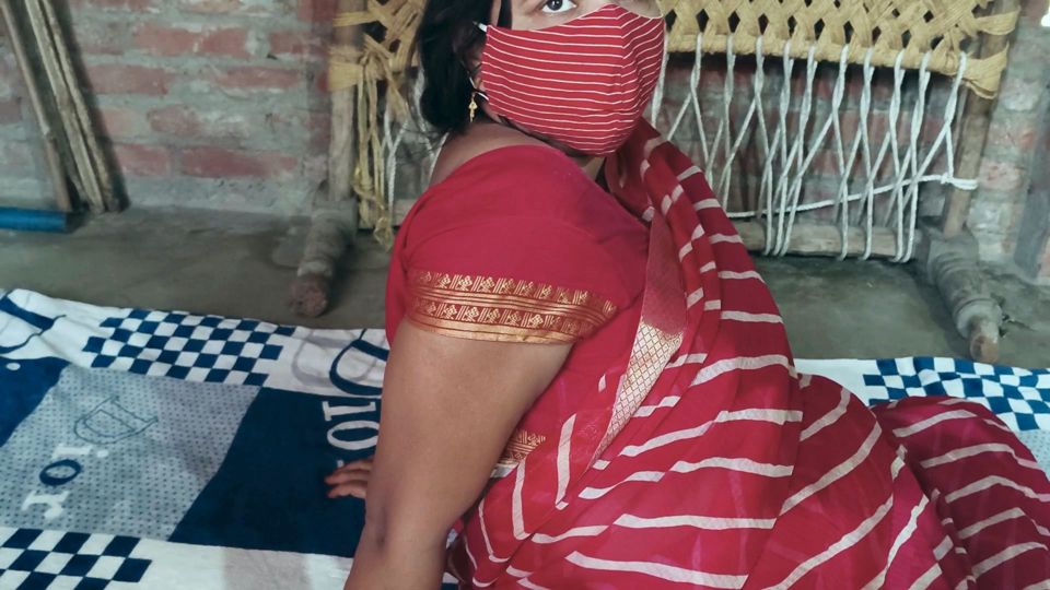 Rinki bhabhi kki chut ke baal saaf kiye