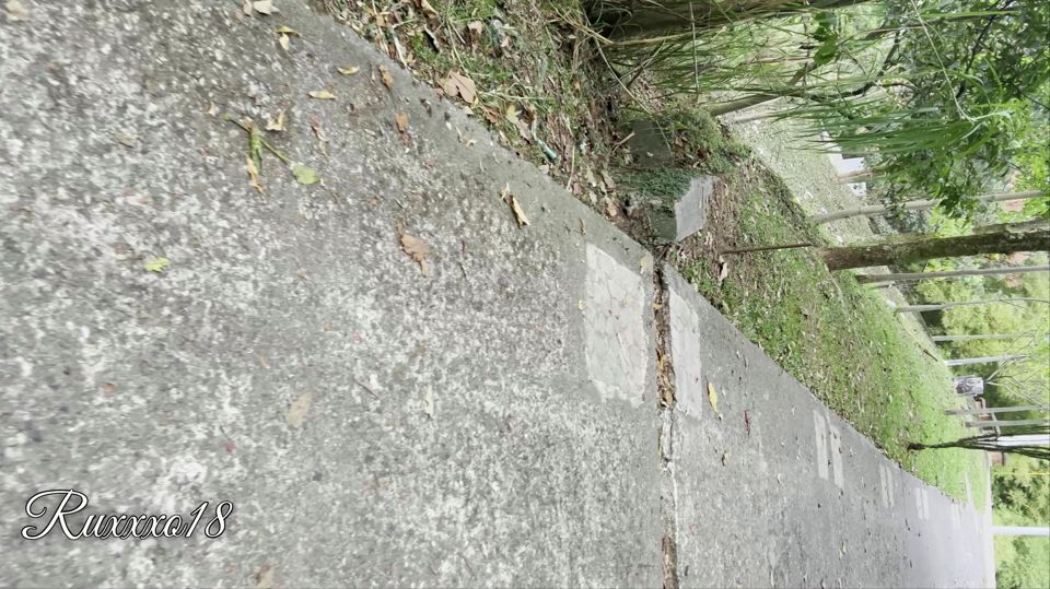 COLOMBIAN ENCOUNTER ON THE STREET WANTING WILD SEX