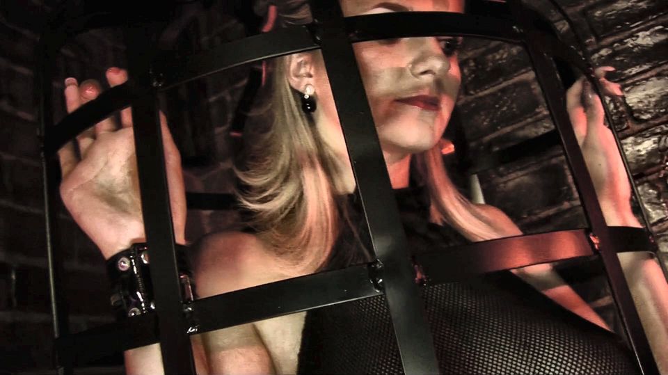 MILF Get Double Pentrated and Creamed During Orgy
