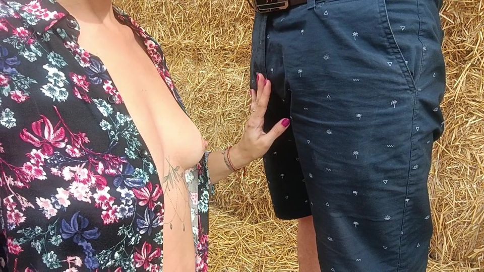 public blowjob sex and cumshot outdoors
