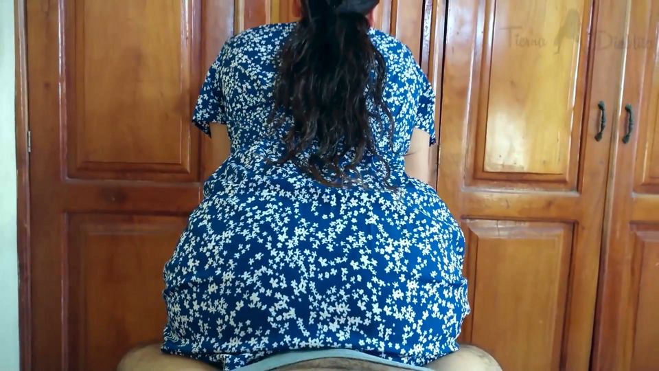 My Best Friend's Wife Rubbed Me with Her Ass, but She Didn't Oppose Putting My Cock Inside