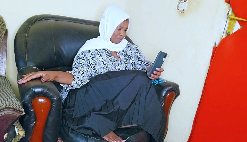 solo african female masturbation