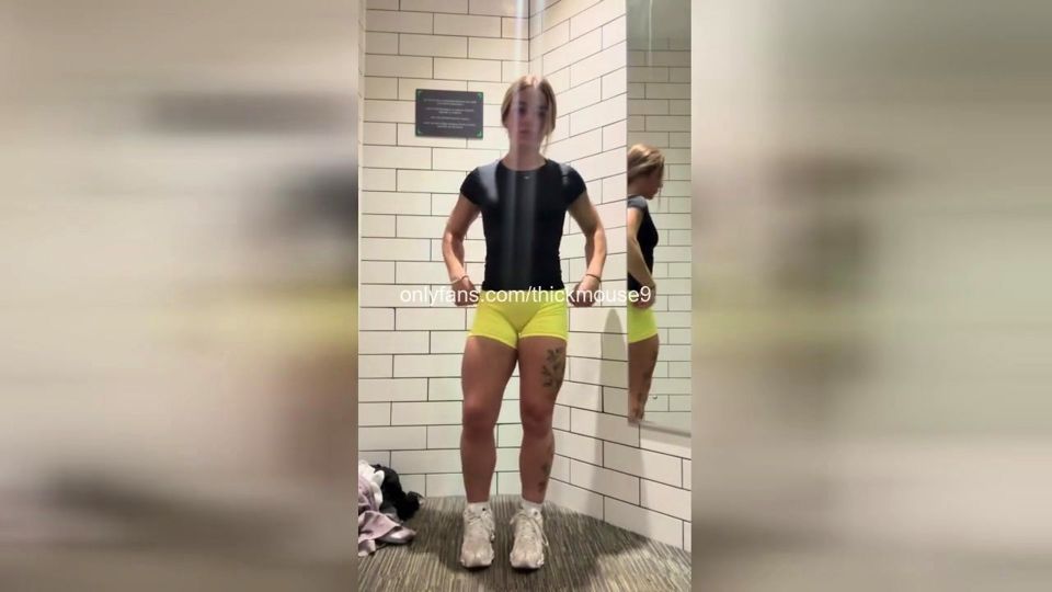 Teen Pee Leak: Live Stream Gone Wrong!