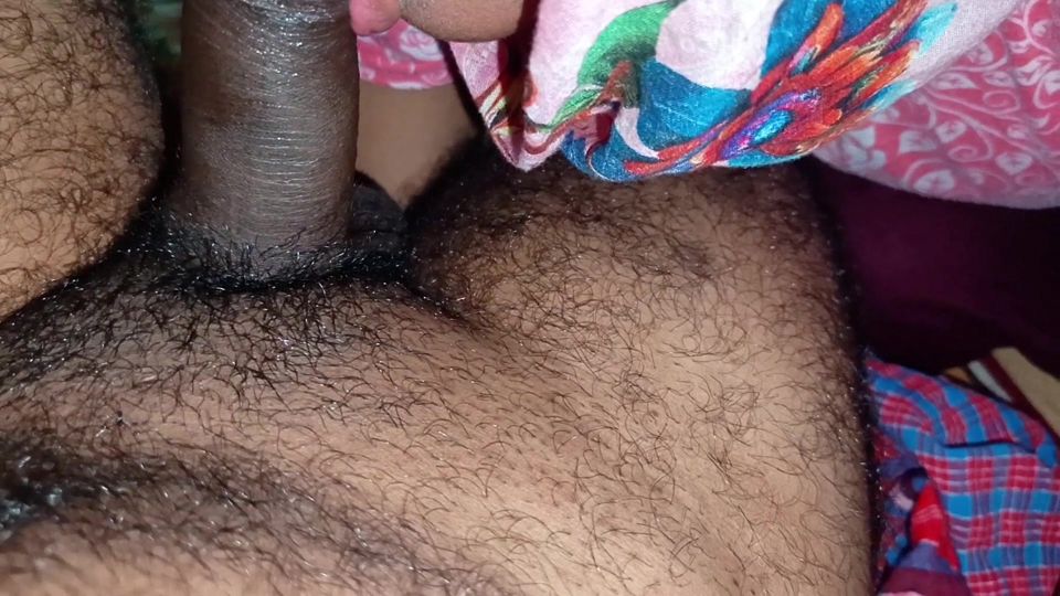 Asian Indian Desi Girlfriend Having Blowjob Sexual clear audio With dirty talk Me part-1