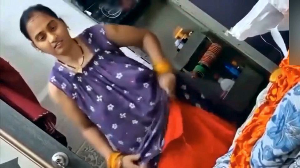 Maine apani bhabi ko aapne room mai bula ke choda indan sex video