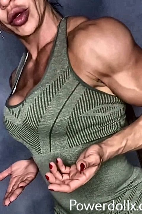 MILF bodybuilder gives a wild solo titillation.