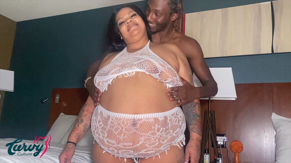 Oral Pleasures Between BBW Bratt and Mrblvckrose