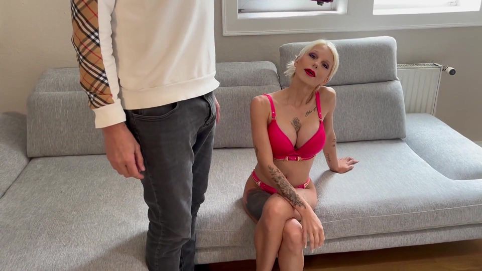 Slim, Pretty Teen with Big Tits Gets Fucked Hard by a 23 Cm Cock!