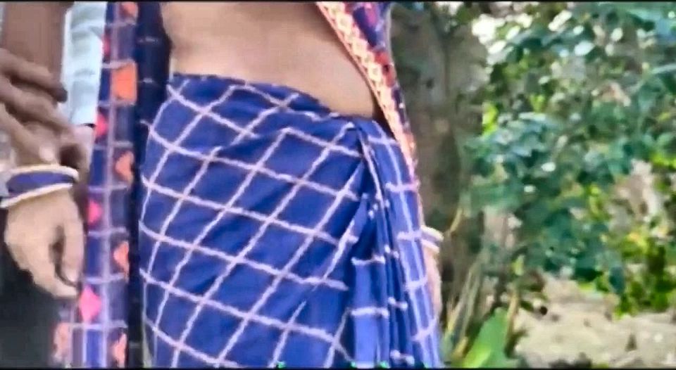 Outdoor Sex Bhabhi Fucked by Devar in Jungle in Open Aria