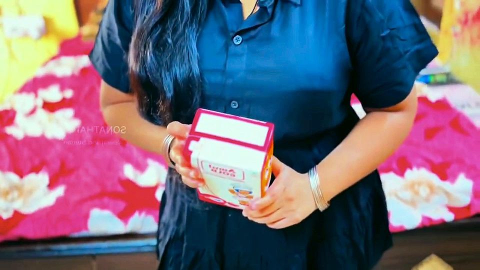 Hot Desi Bhabhi Has Milk Delivery She Offers Her Body to the Young Delivery Boy and Gets Fucked Hard