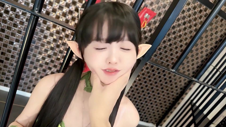 ELF Caught a fair-skinned petite elf! Punishing her with a human cock