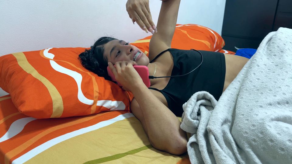 My little stepsister doesn't know how to masturbate and I set myself the task of teaching her to fuck her hard.