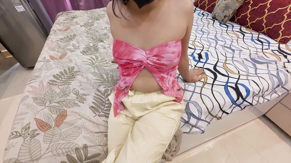 As Soon as the Girlfriend's Family Left the House, the Boyfriend Started Having Sex with Her.
