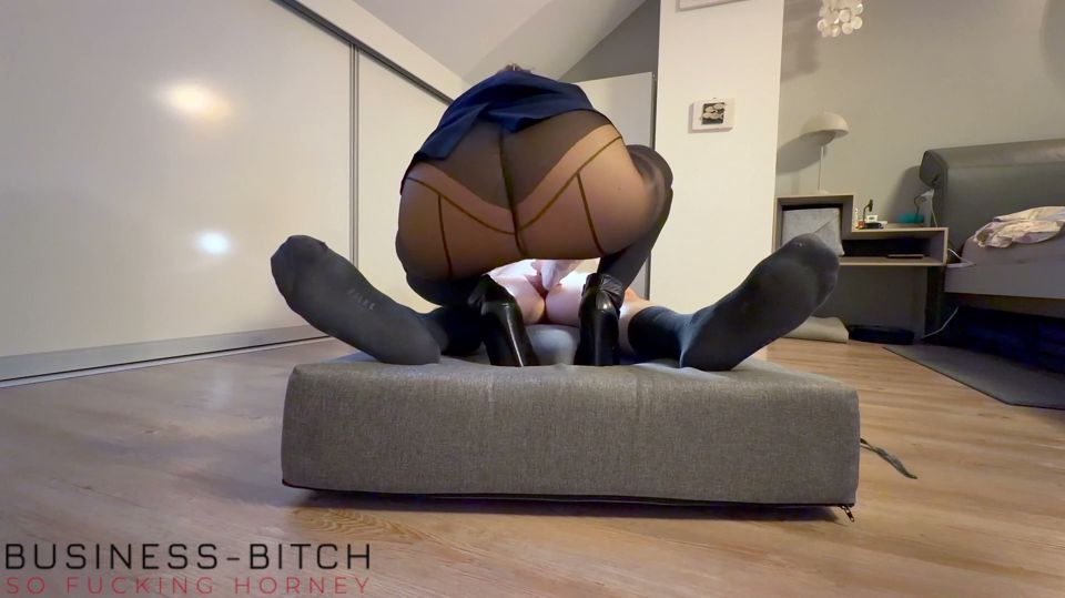 Serious Sexy Secretary Cowgirl Riding Office Boss Cock to Get Her Pussy Creampied. - Business-bitch