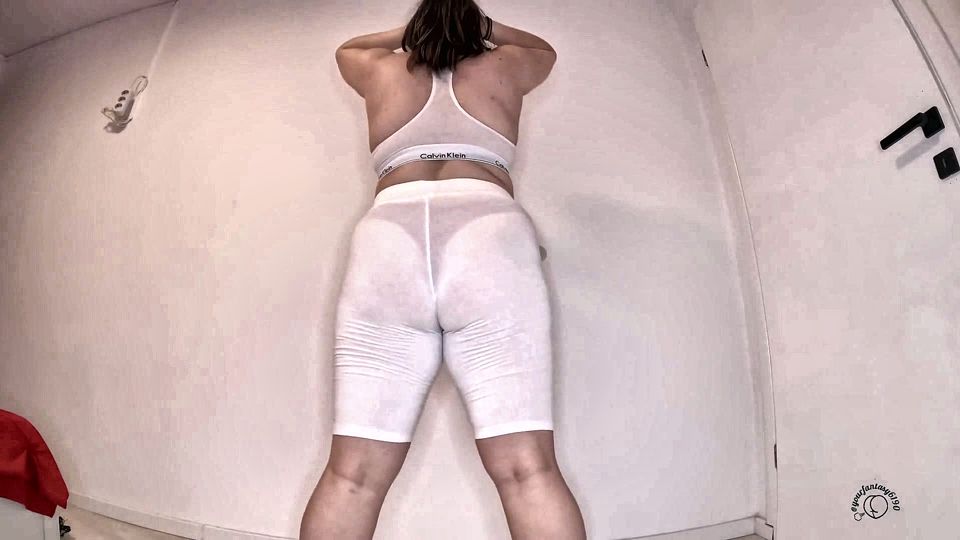 Rumbling Farts Workout (see-through Leggings)