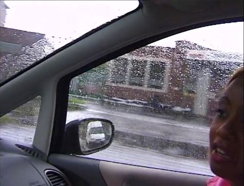 Picked up ebony with colored hair gives a nice blowjob to a driver