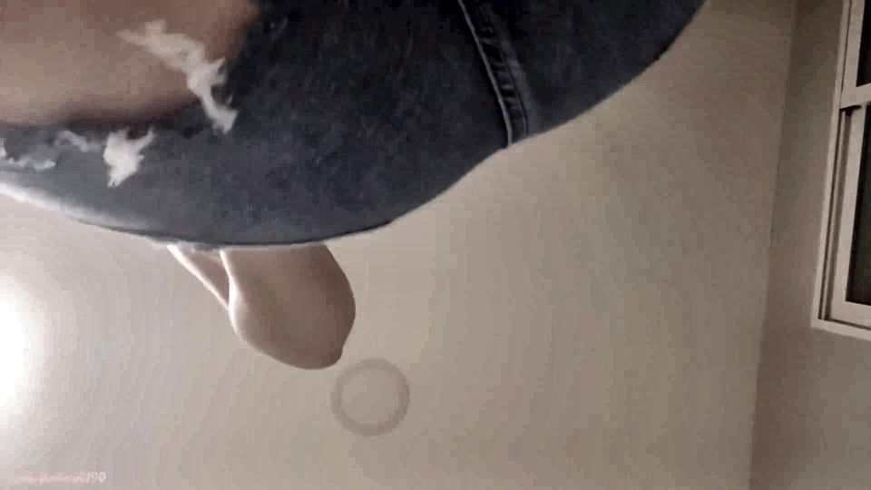 Farting on the phone - part 2 (audio only)