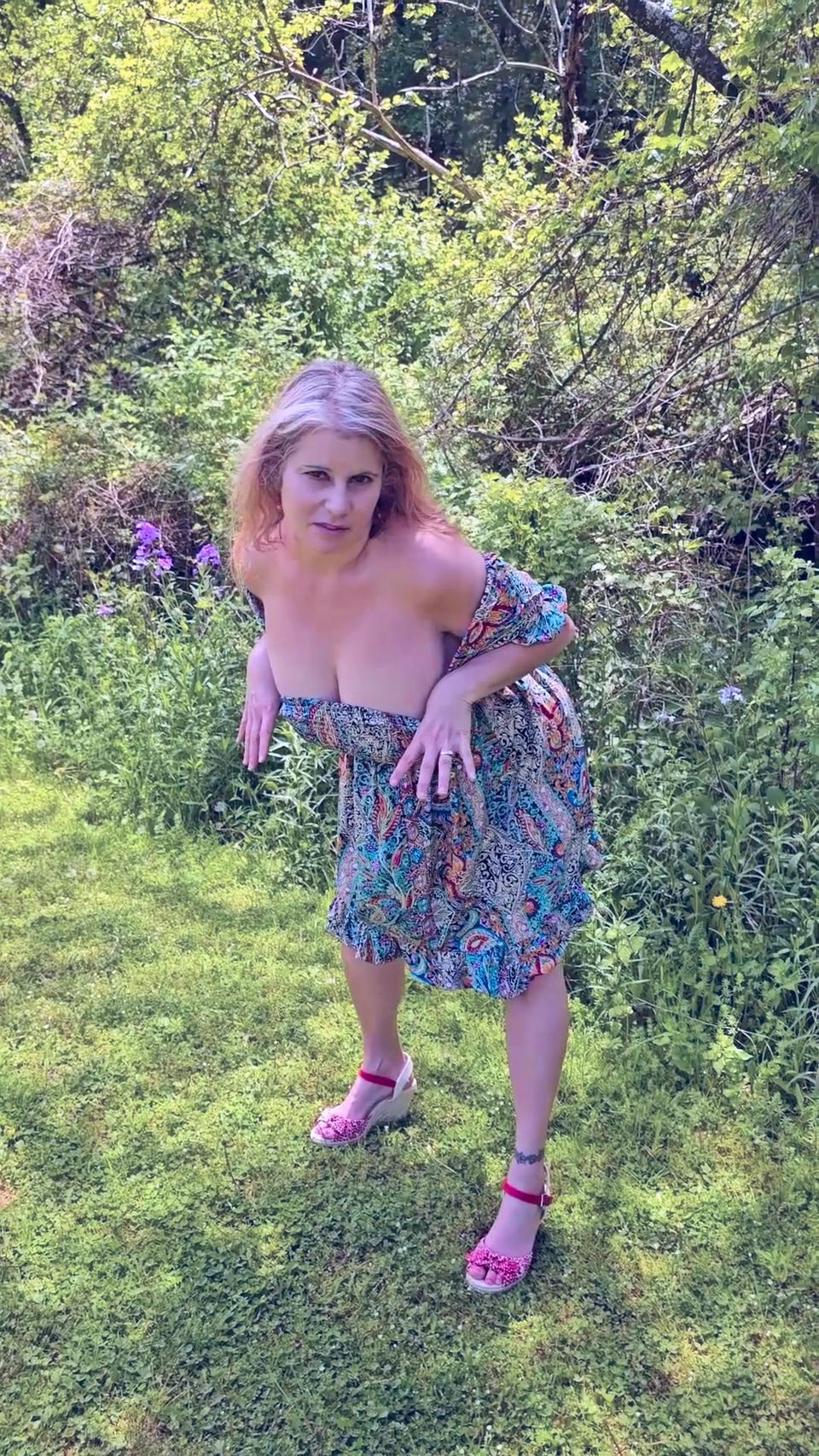 ONLYFAN BIG TIT Clips Released for Everybody to see Mommy on a Summer Day