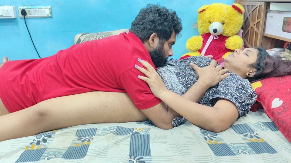 Malayali hot wife pussy lick hard