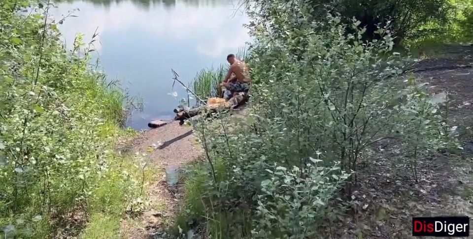 Teen Seduced a Married Fisherman and Fucked Him on the Lake