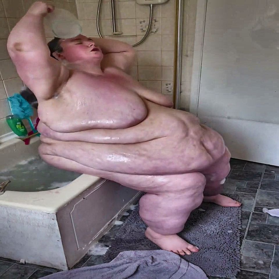SSBBW Unable to Bath Part 2 in the Bathroom