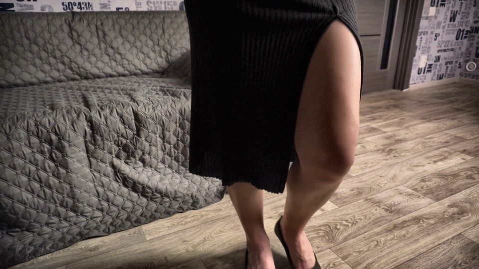 Sexy Legs Tease in Over the Knee Slit Skirt