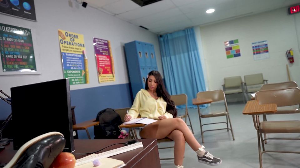 Latina Student Gets Fucked by Her Teacher Big Ass Latina POV Teddy Tarantino & Miss Korinne