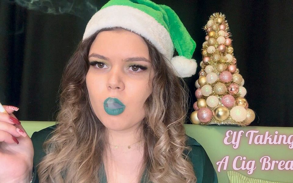 Seductive Elf Smoking Green Lipstick Cig Puffs