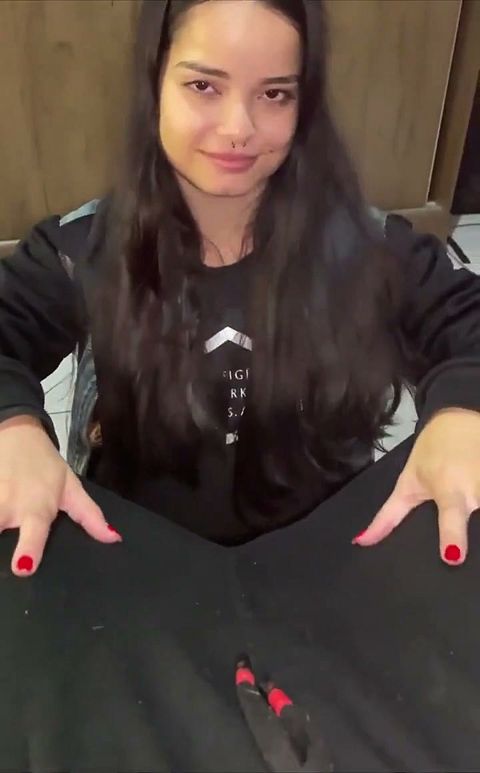 A Deepthroat Blowjob and Reverse Cowgirl Riding by Debora Prado Before Bed
