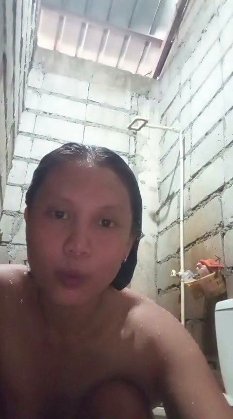 Take a bath before my husband arrives.