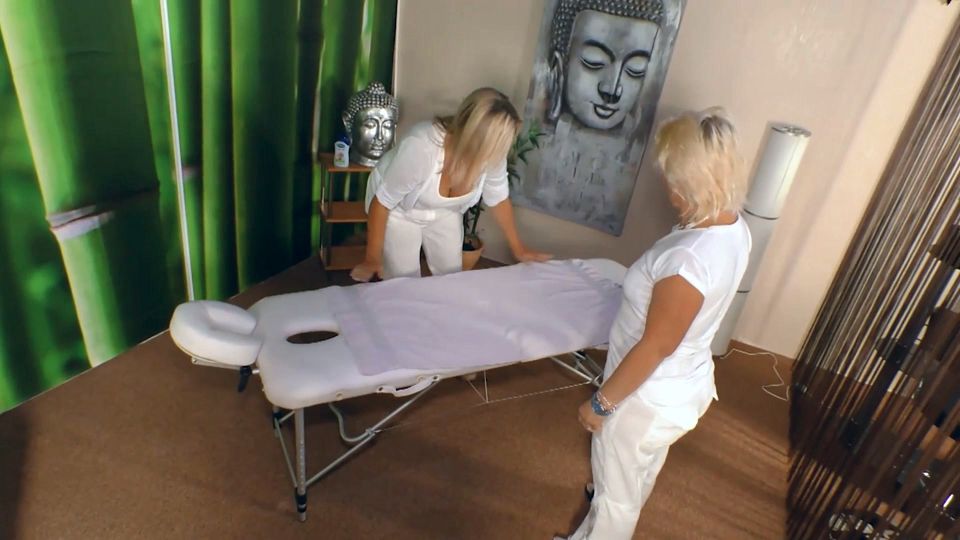 Lesbians milf pussy playing after massage