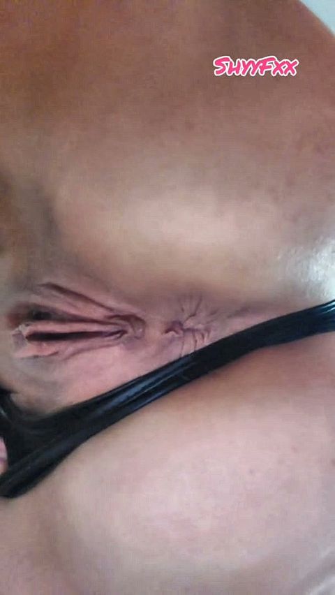 Shyyfxx Humiliating Her Obedient Doggy for Losing a JOI Bet