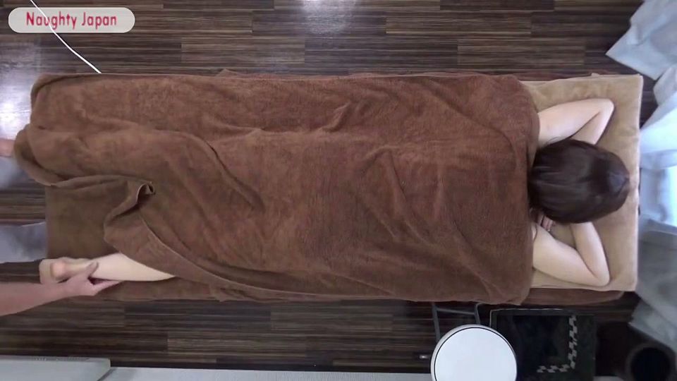 Uncensored Raw Creampie - Elegant Tall Slender Beauty Drops by for a Rare Morning Private Filming - 1