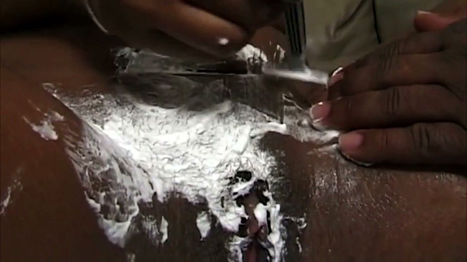 Curly MILF Gets Shaved Smooth Before Massive Facial