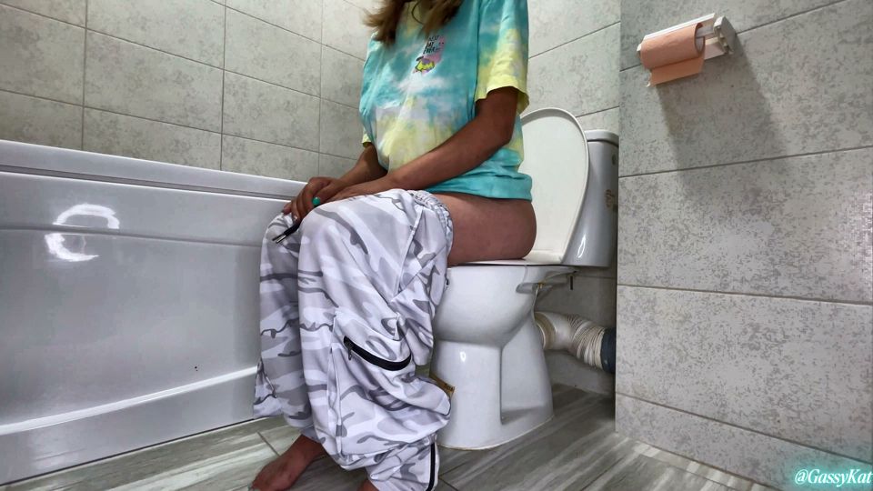 The Daily Toilet S2 Episode 8
