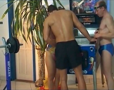 Cock Hungry German Teen Got Anal Fucked in Threeway