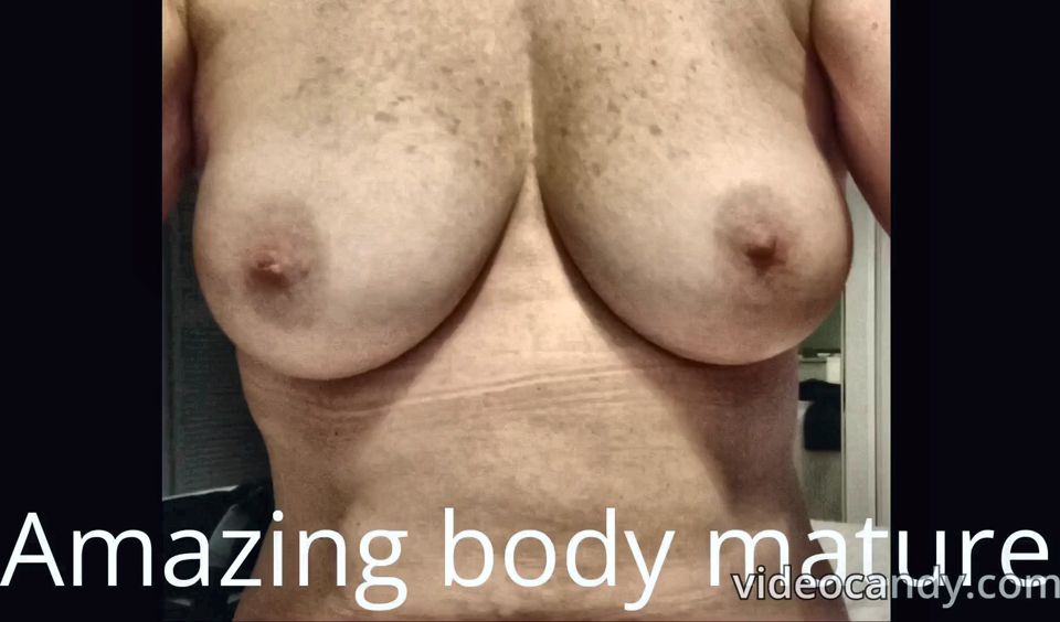Mature amateur couple solo