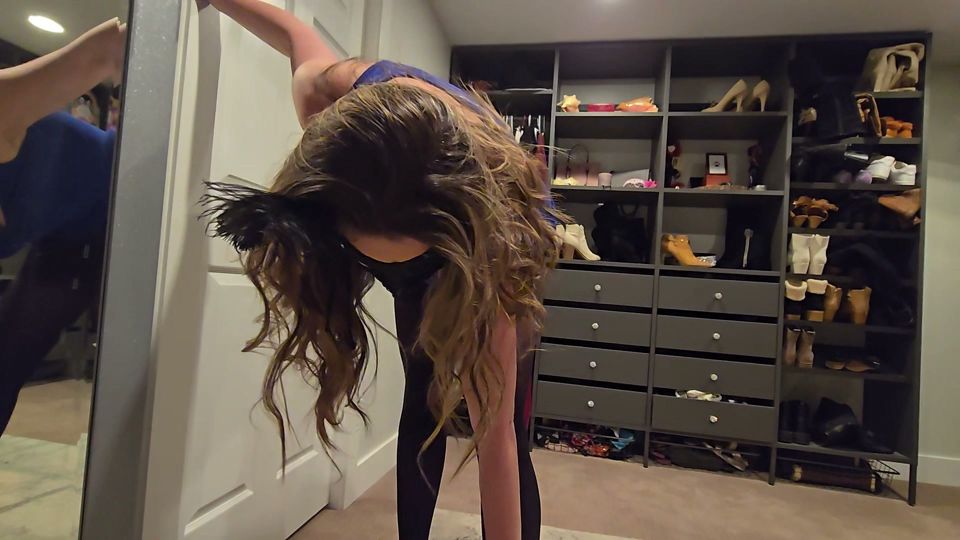 Messy BJ is Sexy stockings cum in hair
