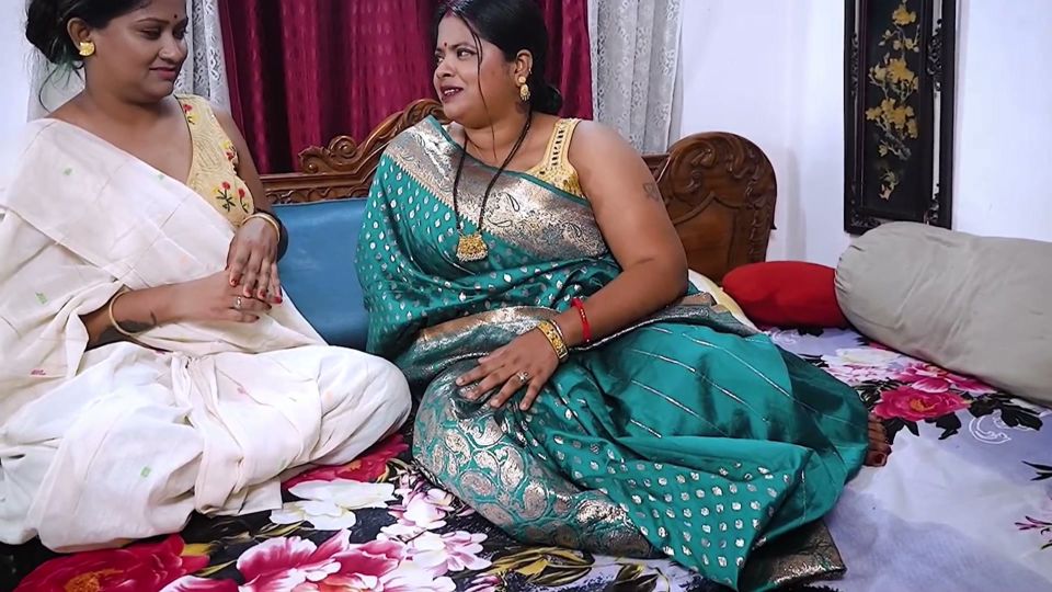 Budhe Sasur ne 2 Bahu ko sath me choda