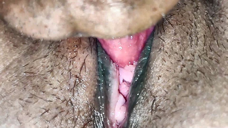 Neha,s pussy was licked fucked and her pussy cumshot with water