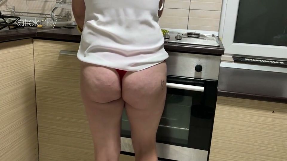 Cleaning the Oven