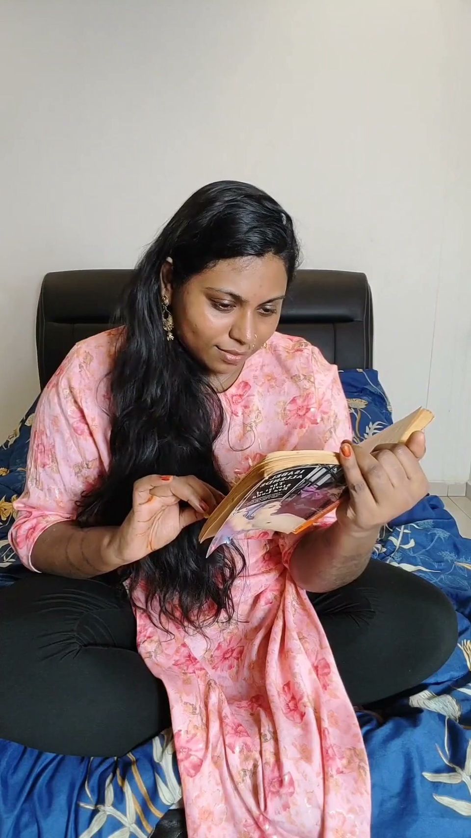 Ramesh Was Greated by His Best Friends Horny Stepsister