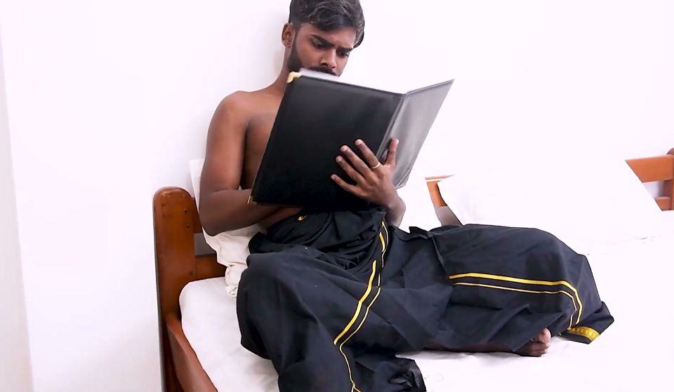 Sexy Desi Comes to Desi Boys House for Doing Some Sexy Fun