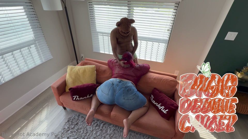 Teddy's New Neighbor