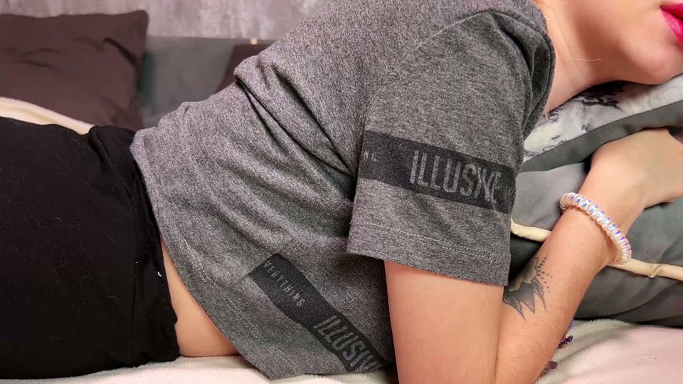 Step-stepsister Persuaded Step-stepbrother to Have Sex