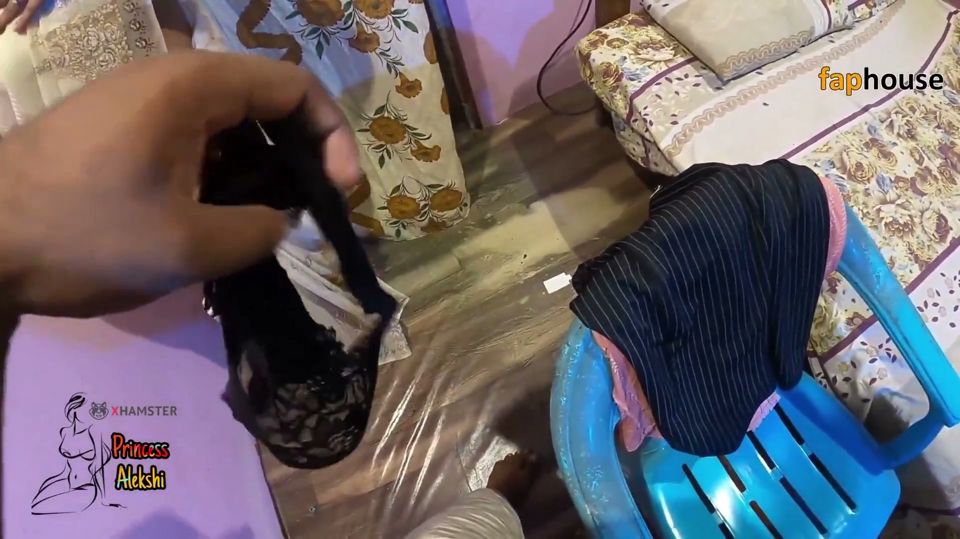 Indian Sexy Girl Fucking with Tailor. She Has Very Sexy Big Boos and Big Ass. Cute Girl in India