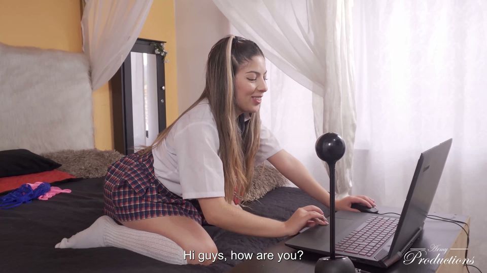 Blonde Webcam Model Secretly Streams Live Workspace Show Fucking Her Classroom Nerd