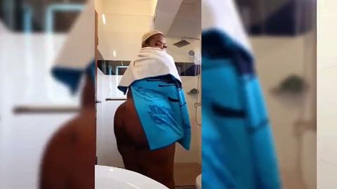Big Ass Ebony Babe, Bathroom Shenanigans