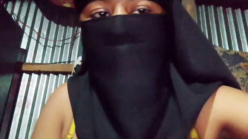 video of a village girl giving a handjob